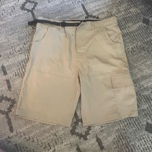 Mens Gerry shorts size 38.
